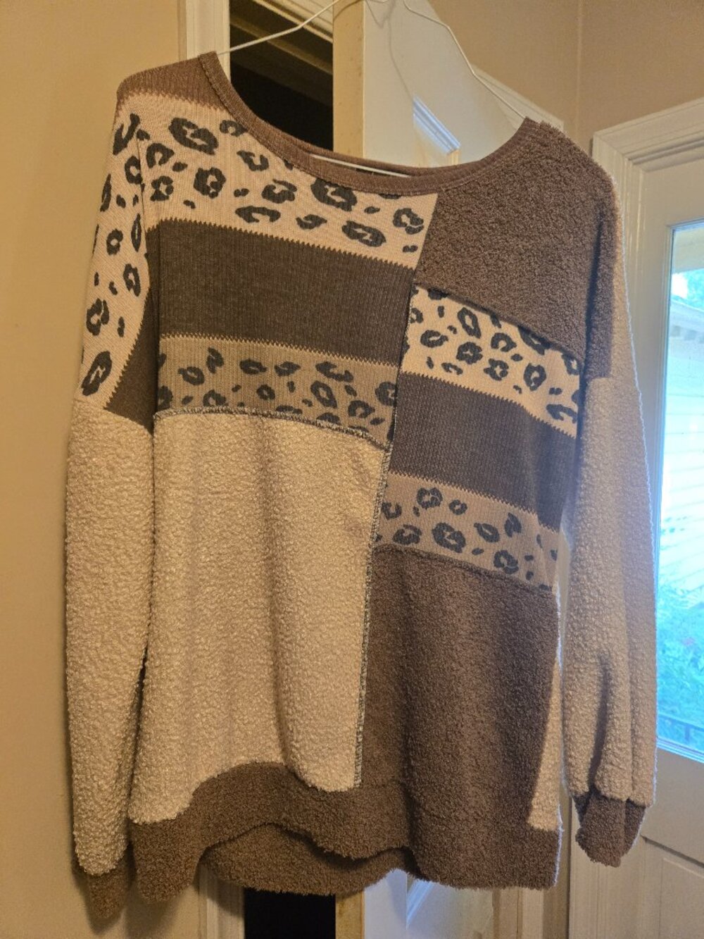 LTX M oversized brown/tan sherpa top with leopard accents